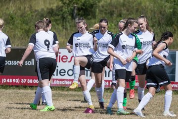 Bild 15 - wBJ TuRa Meldorf/Buesum - JFV Luebeck : Ergebnis: 1:0